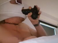 Deepthroat : 3 Nude Pics