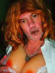 Crossdressing man : 6 Nude Pics