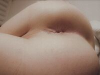 Mee : 16 Nude Pics