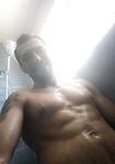Free: 8 Nude Pics