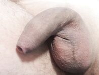 It's a me: 8 Nude Pics