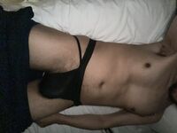 Yours truly: 14 Nude Pics