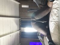 New for U : 8 Nude Pics