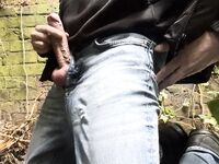 Huge cumshot outdoors: 10 Nude Pics