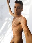 Hunkytop: 12 Nude Pics