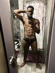 XXX: 12 Nude Pics