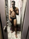 XXX: 12 Nude Pics
