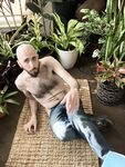 Old profile pics: 3 Nude Pics
