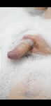 Komming in the bedroom : 22 Nude Pics
