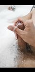Komming in the bedroom : 22 Nude Pics