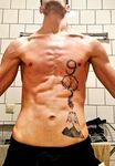 Take it if you can: 7 Nude Pics