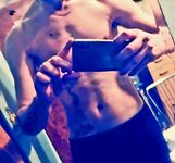 Take it if you can: 7 Nude Pics