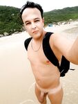 Nude beach : 44 Nude Pics