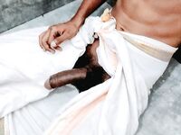 I'm in bathroom naked : 7 Nude Pics