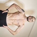 A bit of me: 7 Nude Pics
