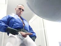 The Lycra Hunk 7 (XL Cumshots XXL): 17 Nude Pics