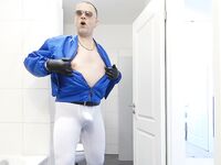 The Lycra Hunk 9 (Cumshots XL): 16 Nude Pics