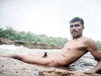 Jordiweek Big black cock in riverside Advanture : 21 Nude Pics