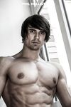 MEN WITH MEGAPECS! Photo Album