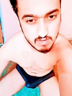 Boy ka lund: 1 Nude Pics