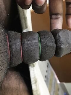 Hard dick : 4 Nude Pics