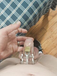 Hung dick : 14 Nude Pics