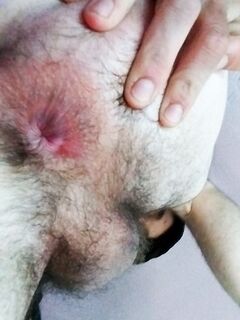 Big boy: 4 Nude Pics