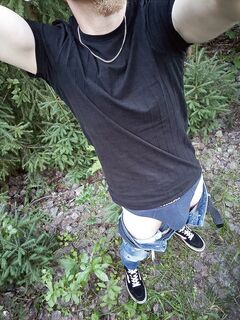 Outdoors - Public 01: 6 Nude Pics