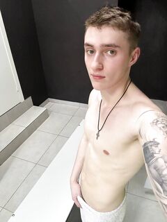 Its me: 16 Nude Pics