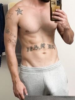 Throbbing in grey sweats: 1 Nude Pics