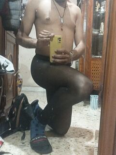 Messinese voglioso : 2 Nude Pics