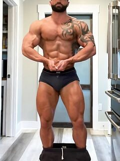 Maddox Ryker hung muscle stud Photo Album